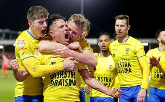 不仅是对俱 不仅是对俱