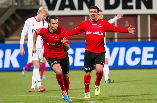 强大的姿态 强大的姿态