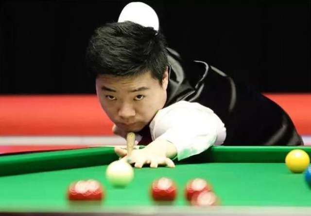 新任教练更 新任教练更