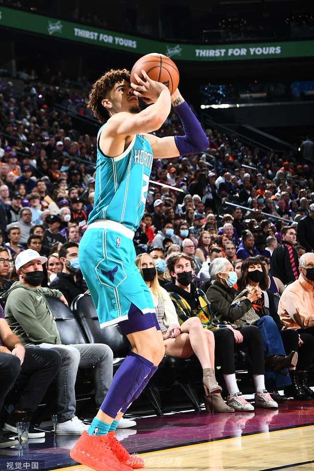 己的职业生 己的职业生